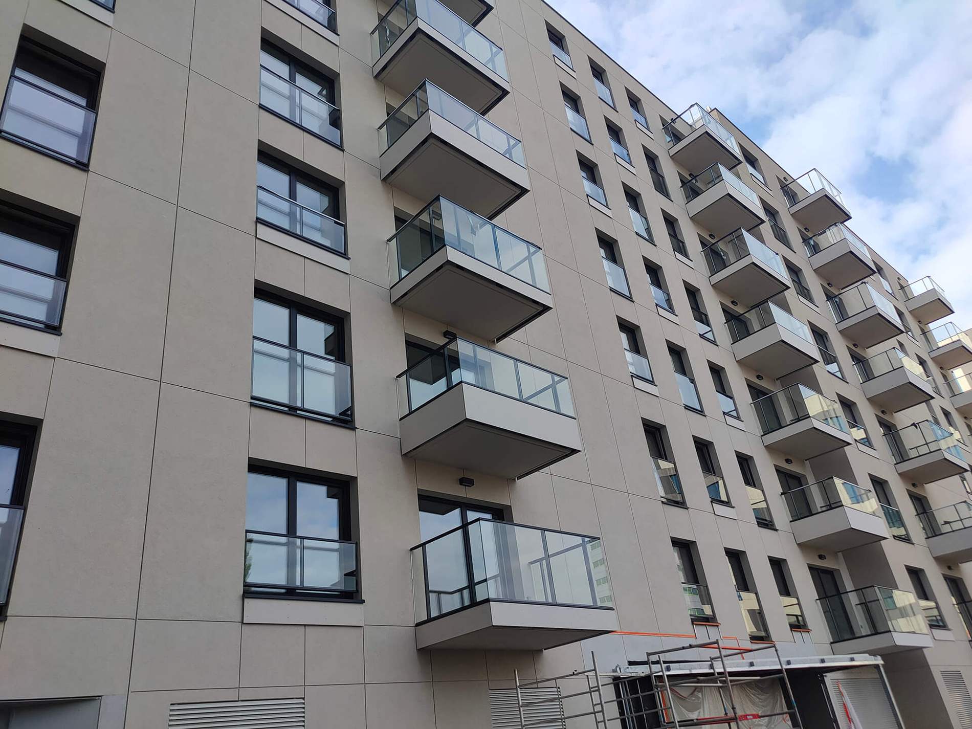 Postep pracy inwestycji XYZ Place, Warszawa Wlochy