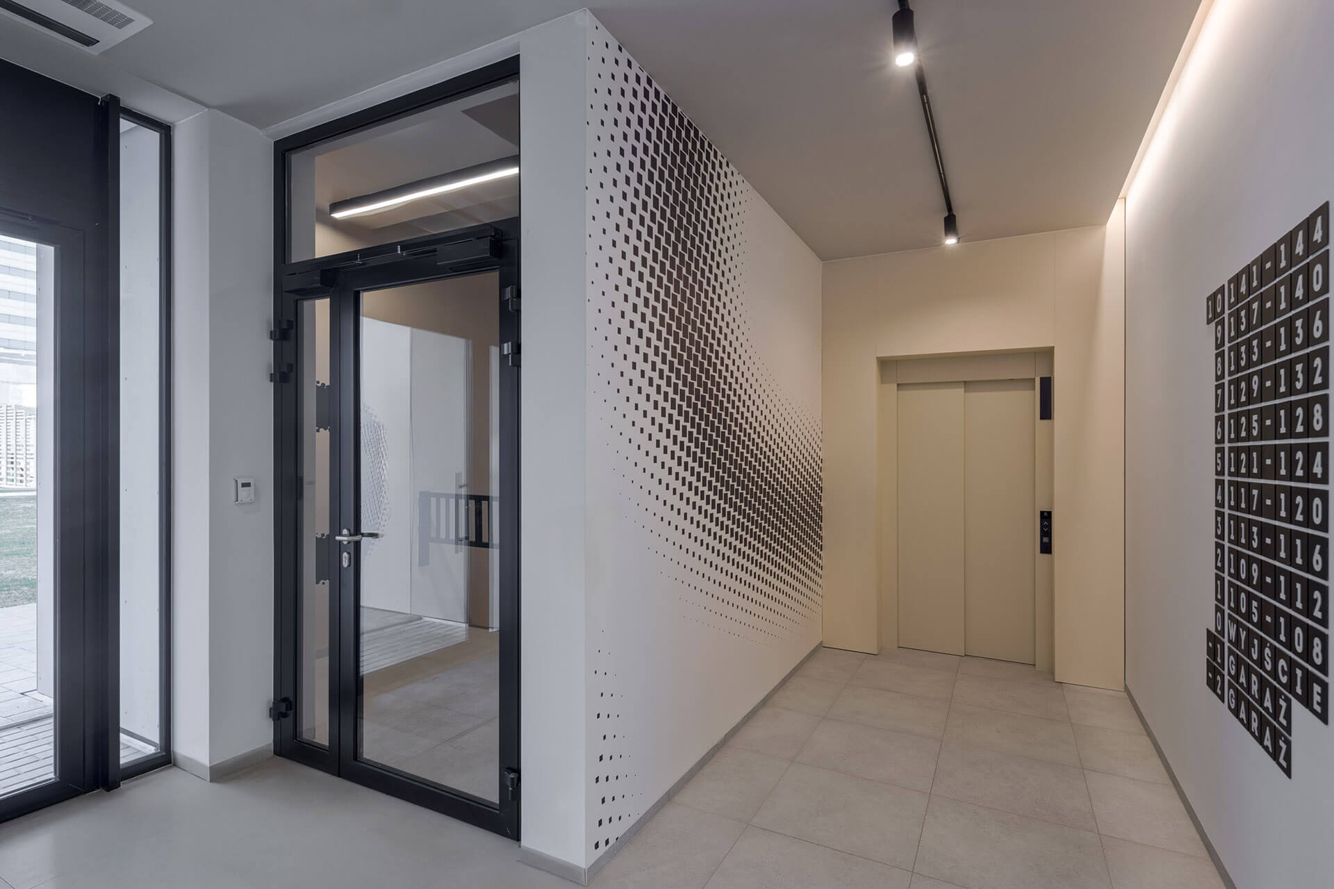 Postęp pracy inwestycji XYZ Place, Warszawa Włochy