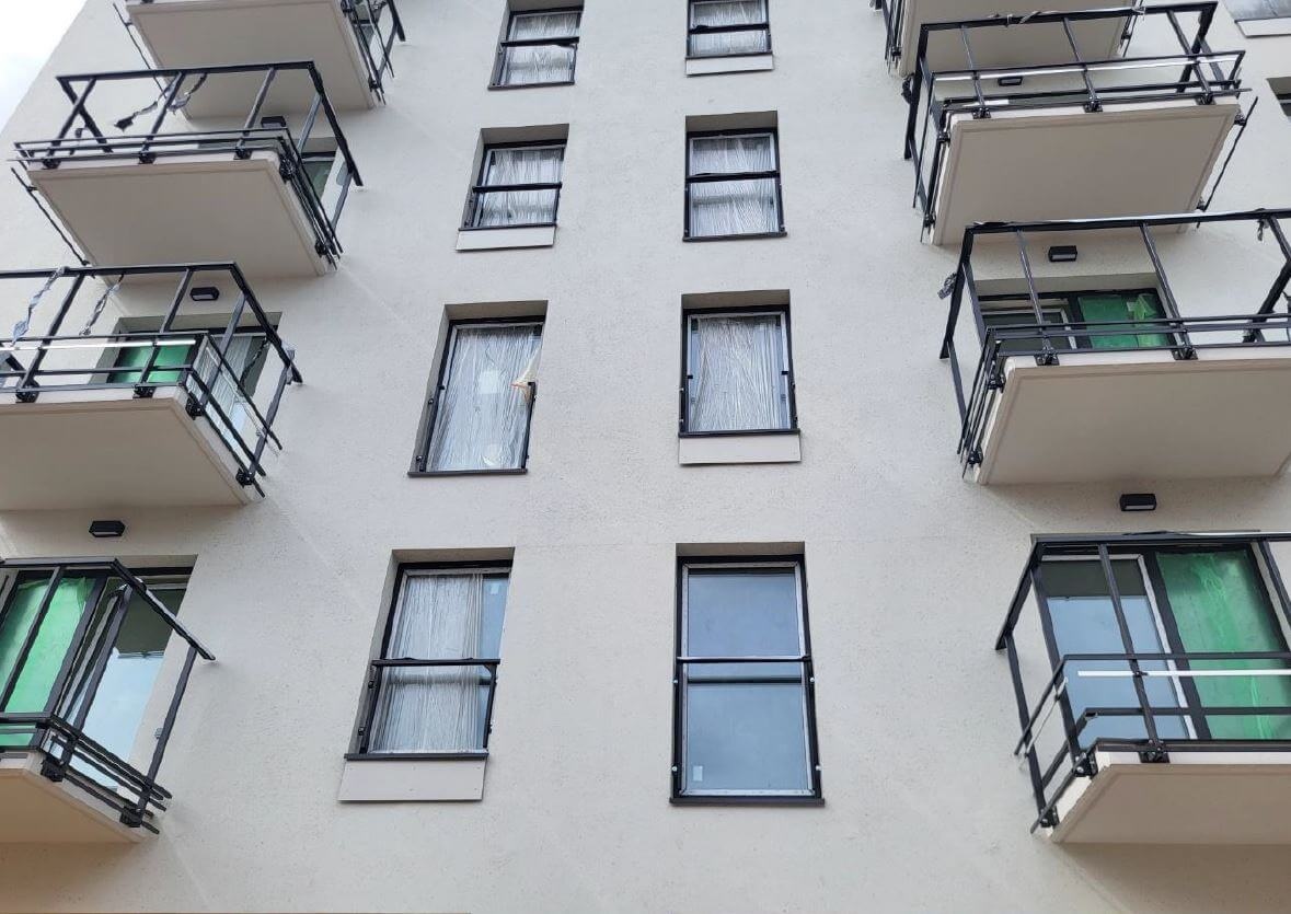 Postęp pracy budowy XYZ Place, Warszawa Wlochy