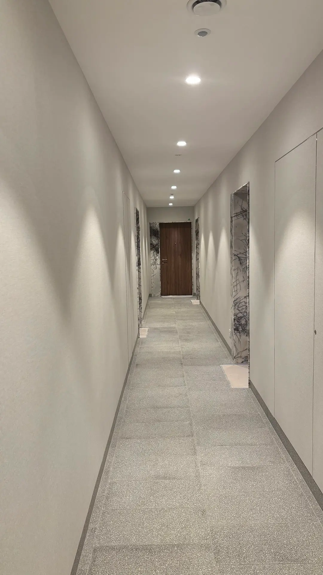 Postęp pracy inwestycji Żelazna 54, Warszawa Wola