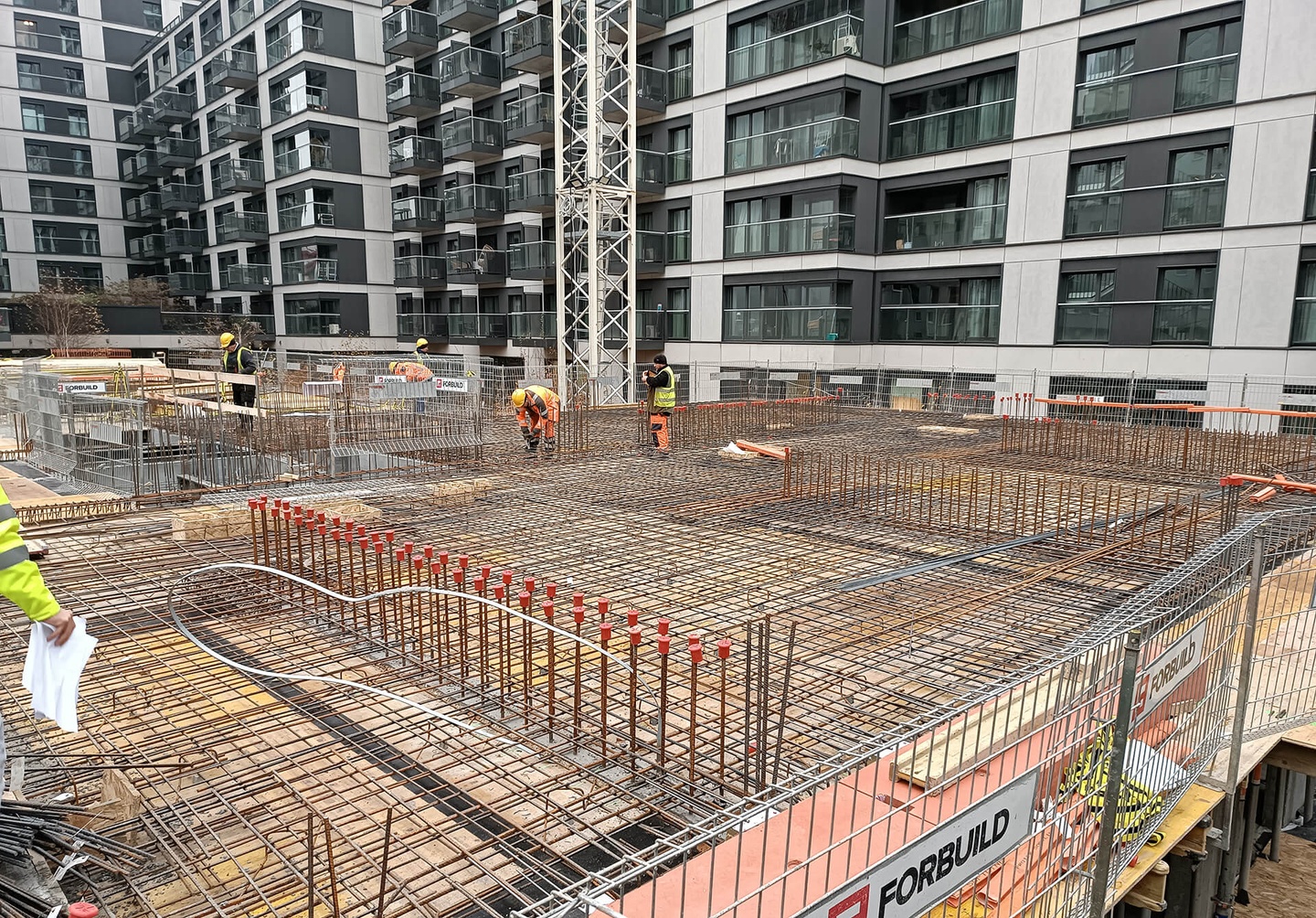 Postęp pracy inwestycji Żelazna 54, Warszawa Wola