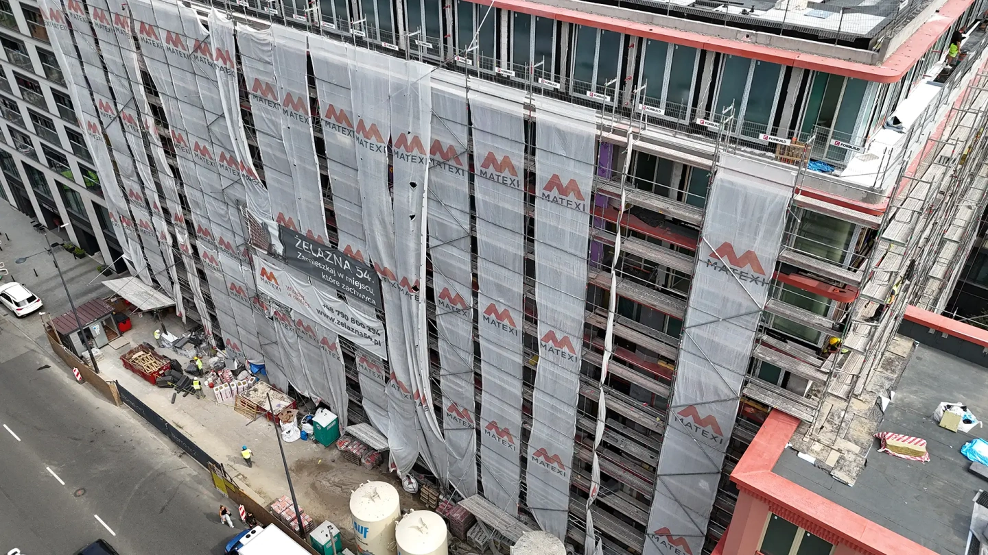 Postęp pracy inwestycji Żelazna 54, Warszawa Wola